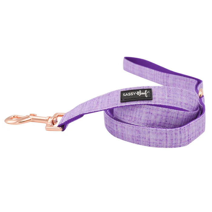 Sassy Woof- pechera ajustable y correa Aurora