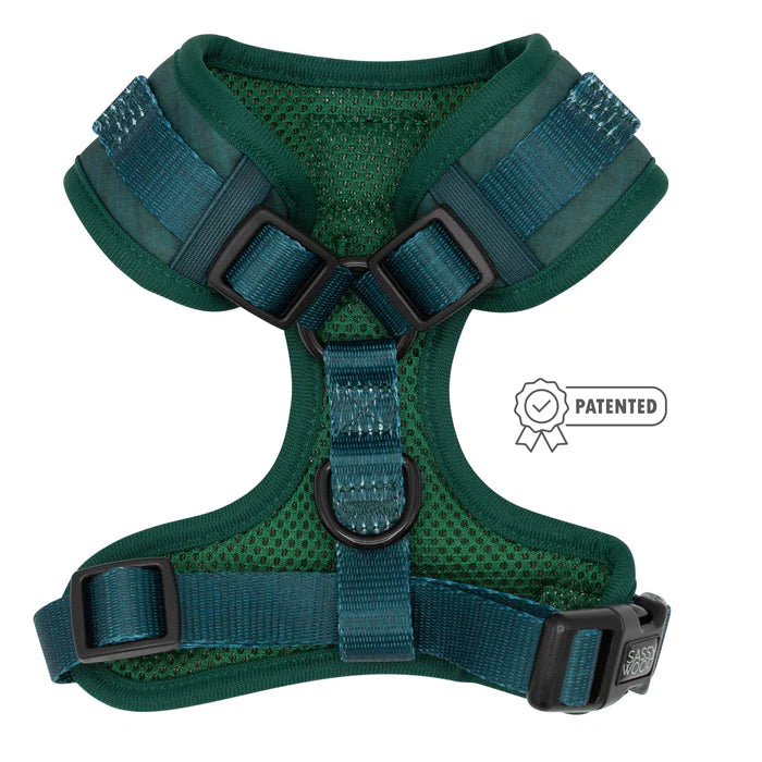 Sassy Woof- pechera ajustable con correa Forest